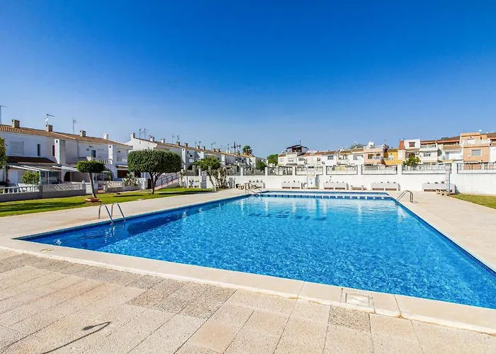 Holiday home Stunning In With Wifi